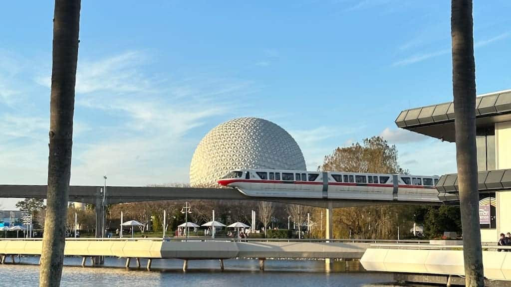 EPCOT Rope Drop