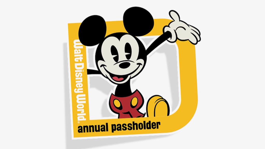 Summer Passholder Dining Discount