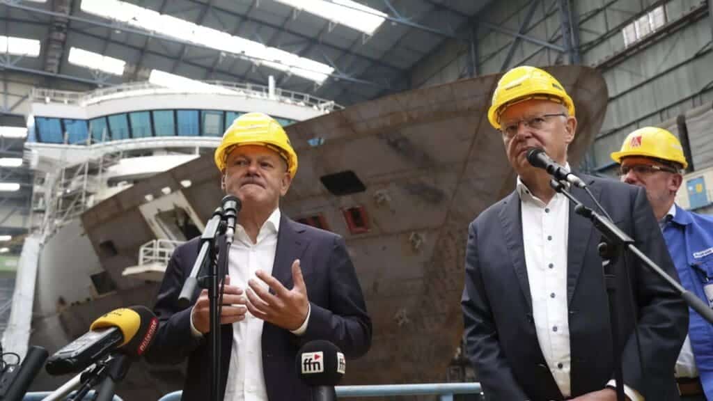 Disney Cruise Ship Builder