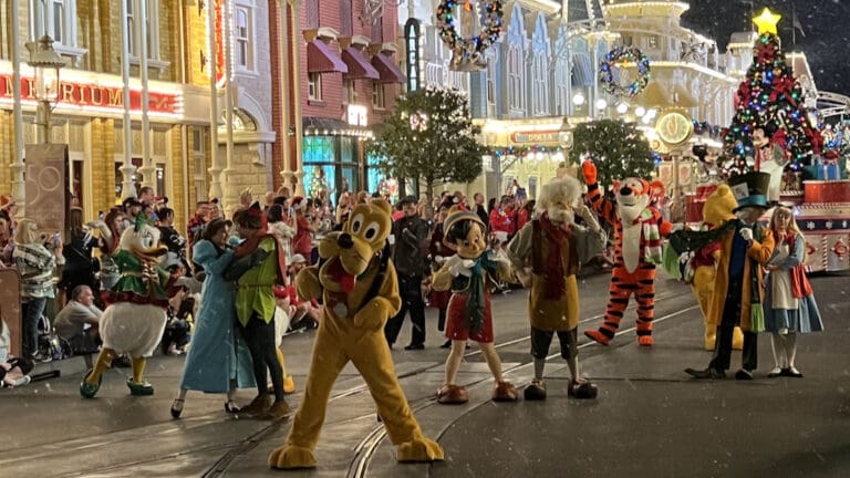 ABC Announces Two Must-Watch Disney Parks Holiday Special Dates for 2024
