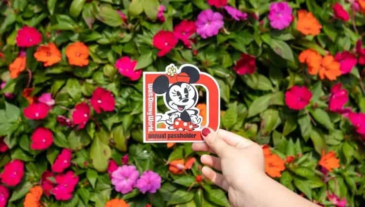 New Minnie Mouse Annual Passholder Magnet Available at EPCOT – Here’s How to Get Yours