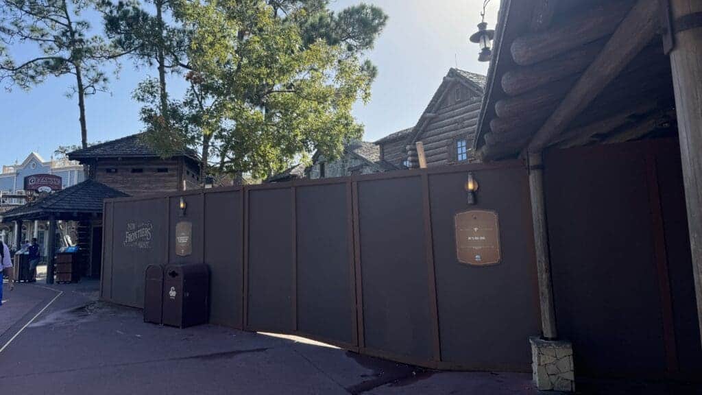 Magic Kingdom DVC Lounge Sign Installation