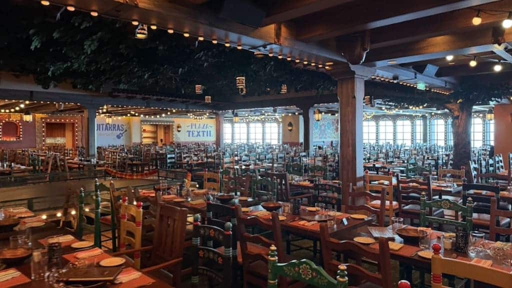 Disney Cruise Line Dine and Play