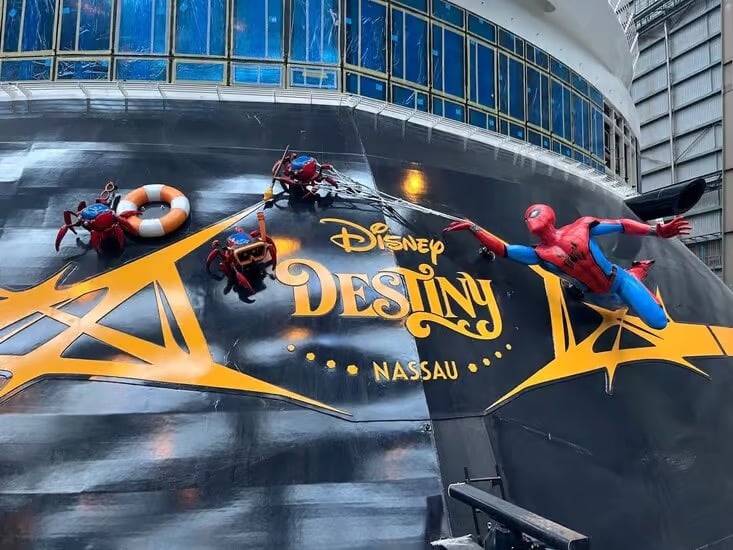 Destiny Stern Character Spider-Man Installed