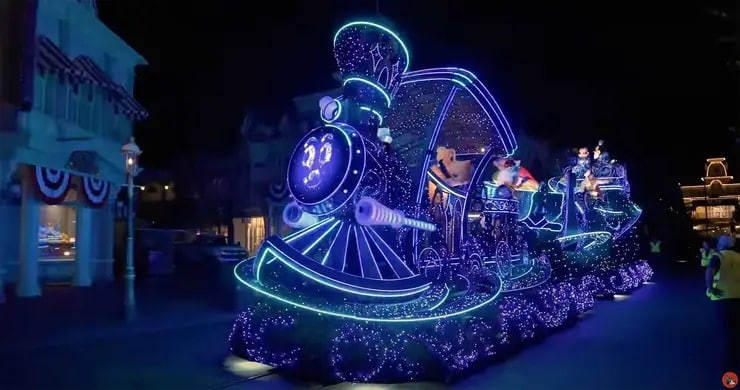 Disney Starlight Parade Preview
