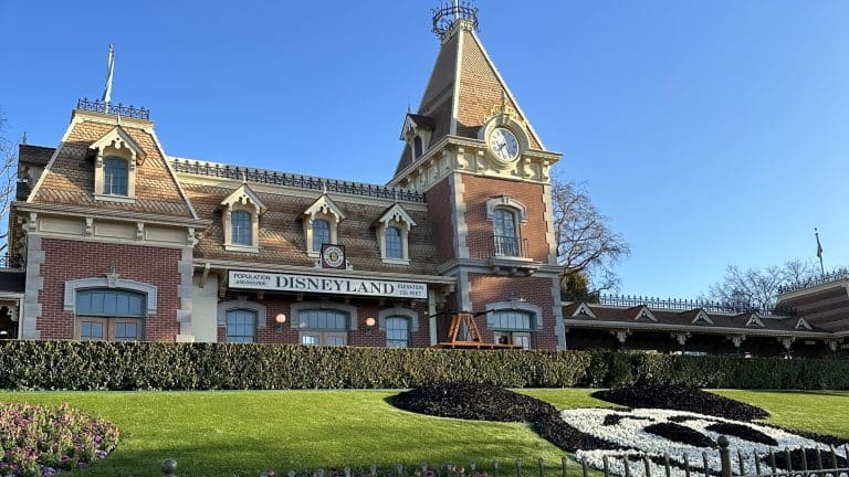 Disneyland Early Entry Ends in 2026: What You Need to Know