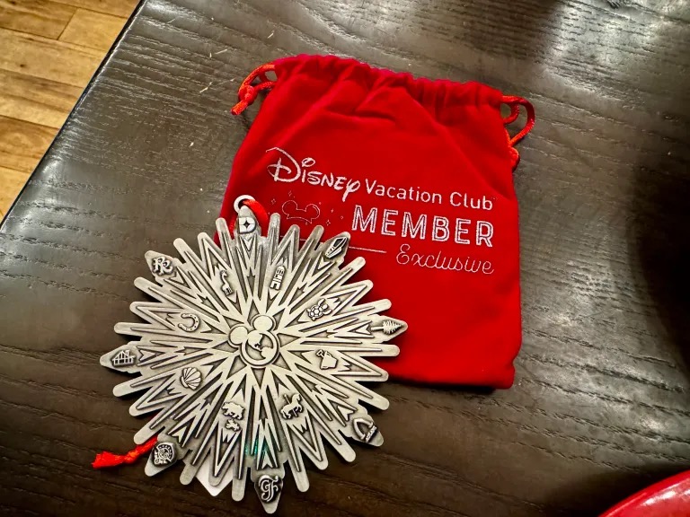 Disney Vacation Club Hoop Dee Holiday