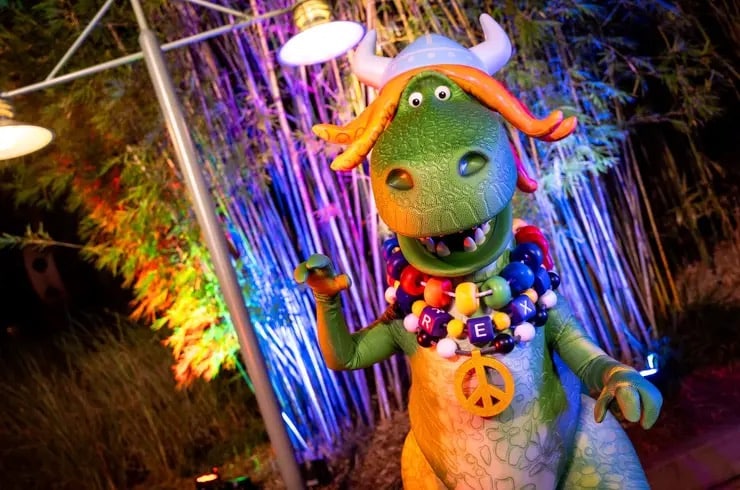2025 Character Meet and Greets at Jollywood Nights