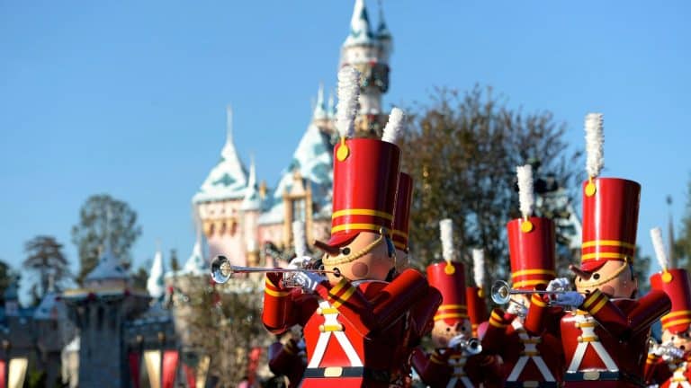 DVC Member Preferred Viewing Area for Disneyland Holiday Parade