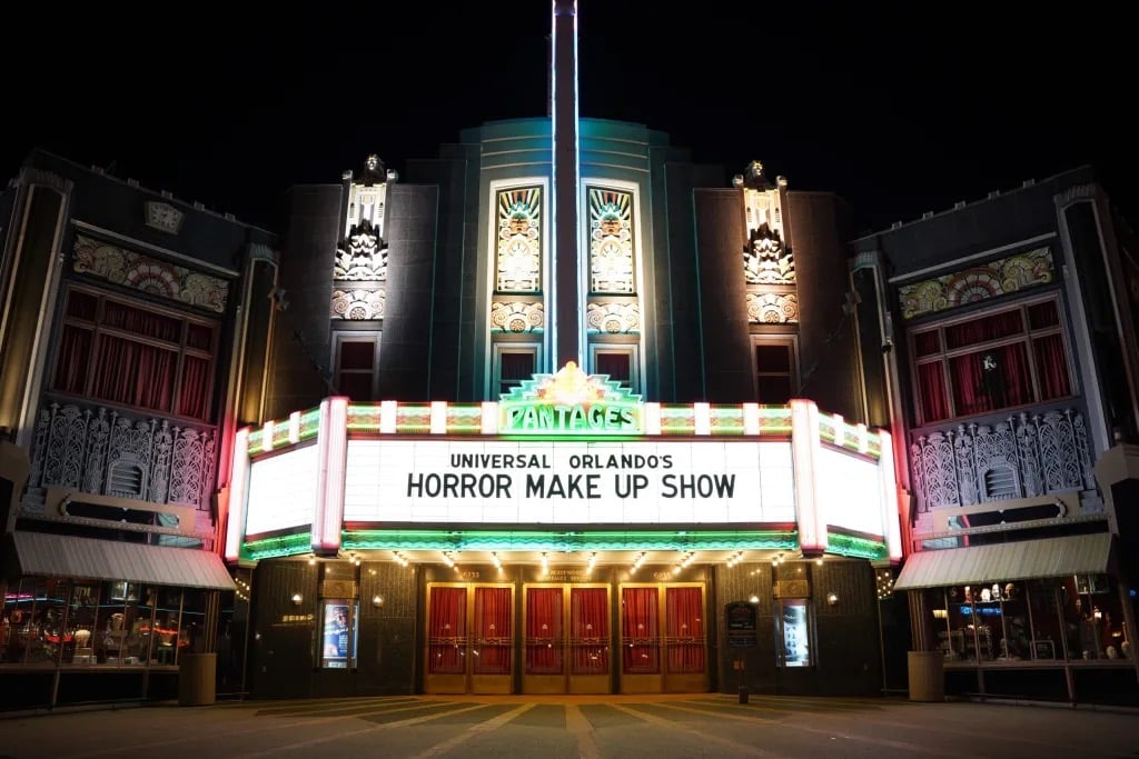 Horror Make-Up Show Closing