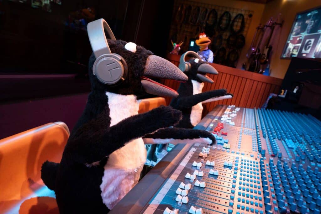 Muppets Preshow Features Scooter Animatronic and Penguin Engineers