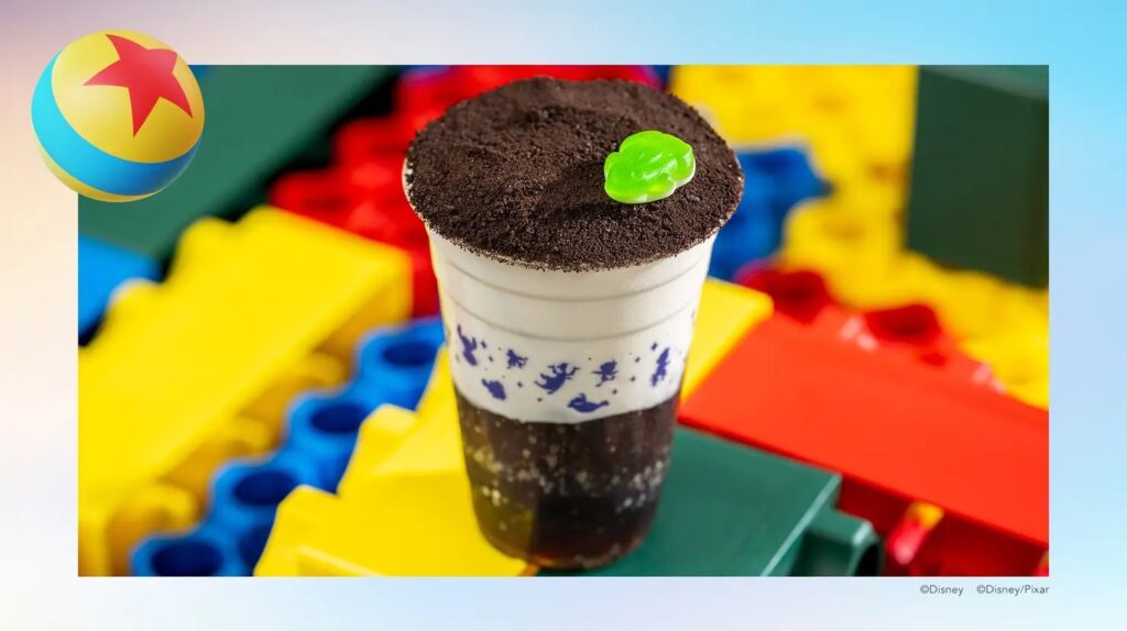 Toy Story 5 Passholder Treats