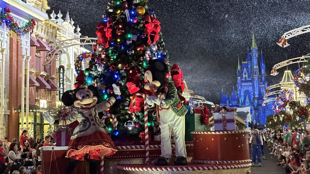 8807E03F 969E 49F3 9DEF 1C929E339659 1 201 a runDisney Race Schedule