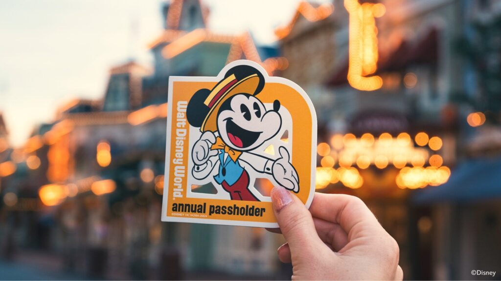 Walt Disney World Annual Pass renewal Mickey magnet